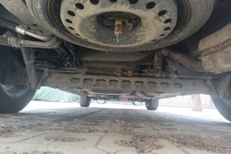 Used Buick GL8 2013 2.4L Classic Edition Chassis Rear
