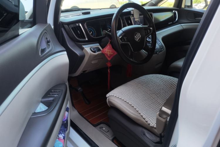 Used Buick GL8 2013 2.4L LT Luxury Business Executive Edition Driver Seat