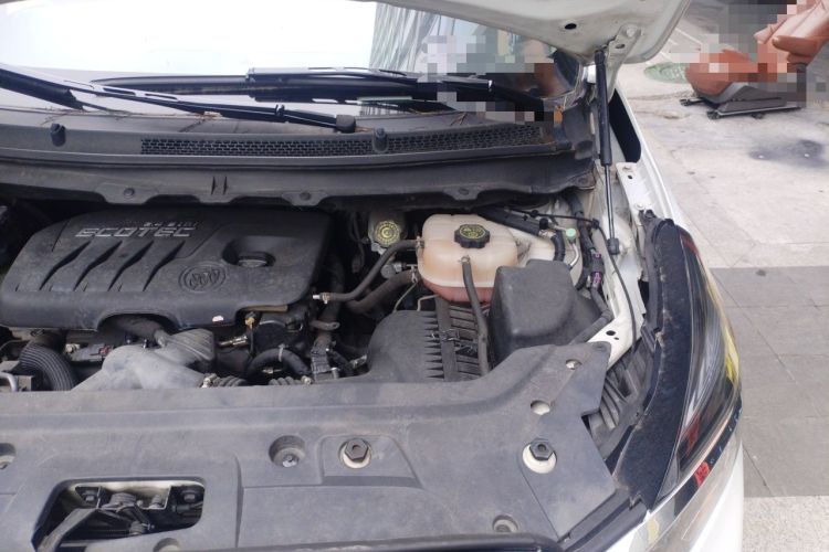 Used Buick GL8 2013 2.4L CT Luxury Business Comfort Edition Engine Bay Left
