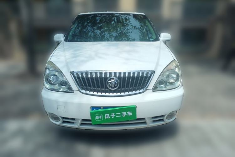 Used Buick GL8 2013 2.4L Classic Edition Front