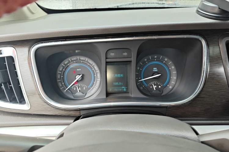 Used Buick GL8 2013 2.4L LT Luxury Business Executive Edition Instrument Cluster