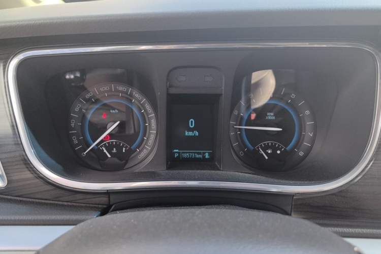 Used Buick GL8 2013 3.0L GT Luxury Business Haoya Edition Instrument Cluster