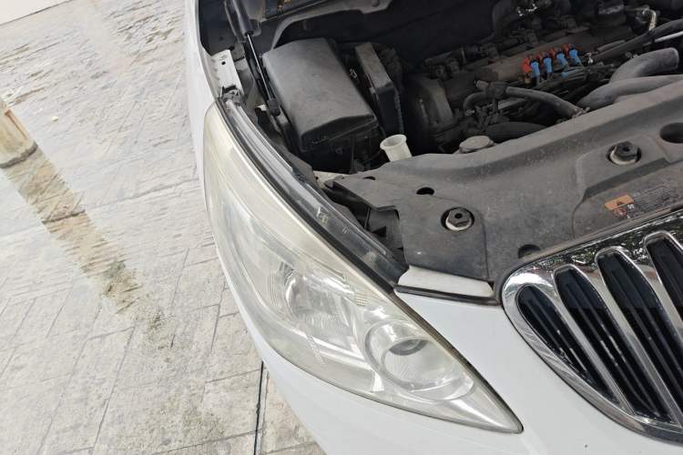 Used Buick GL8 2013 2.4L LT Luxury Business Executive Edition Right Front Headlight