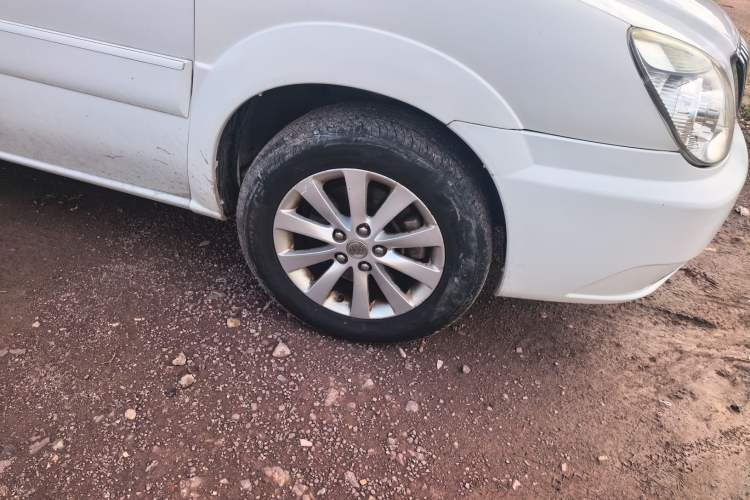 Used Buick GL8 2013 2.4L Classic Edition Right Front Wheel Hub