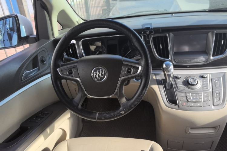 Used Buick GL8 2013 3.0L GT Luxury Business Haoya Edition Steering Wheel
