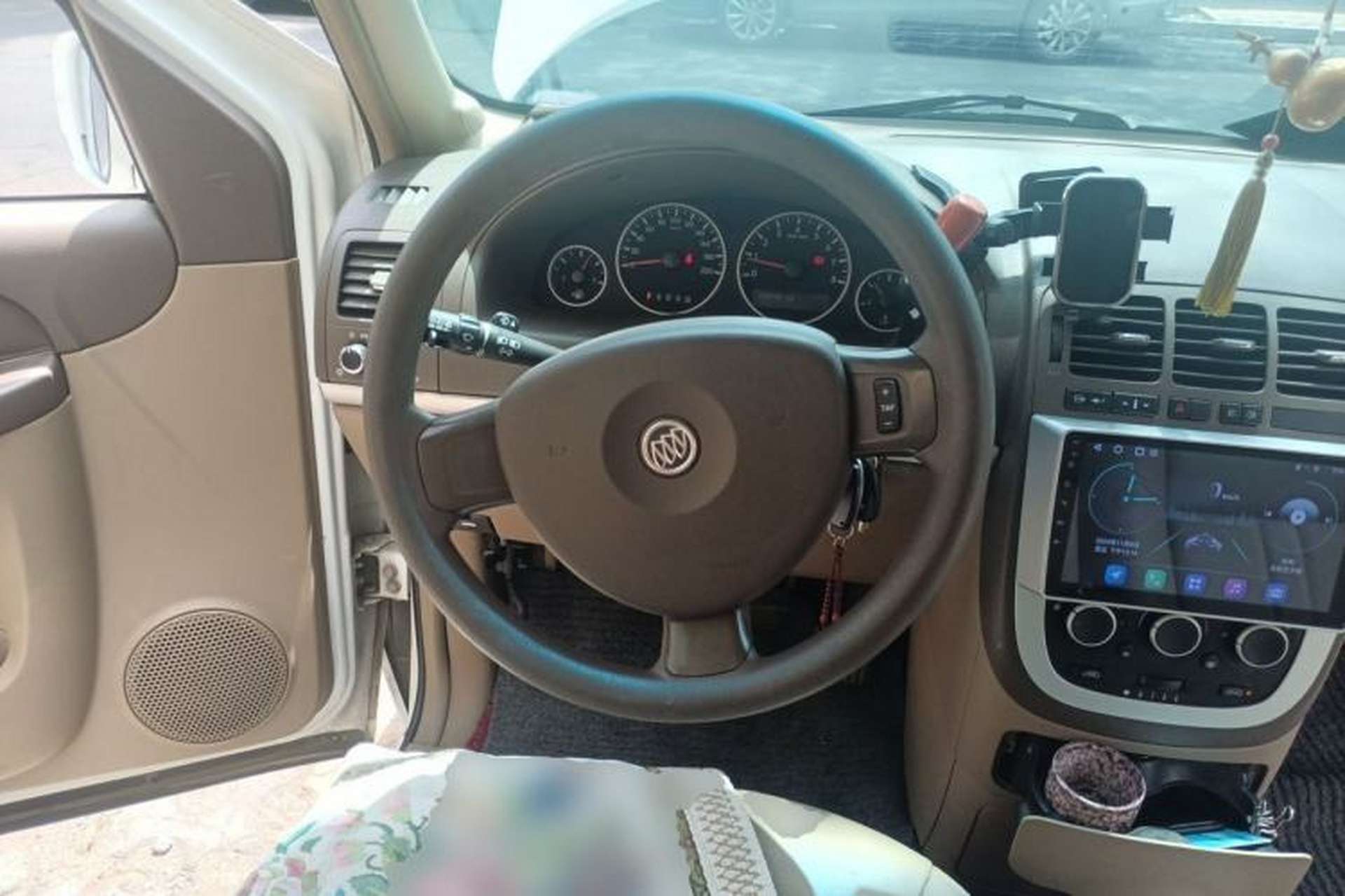 Used Buick GL8 2013 2.4L Classic Edition Steering Wheel