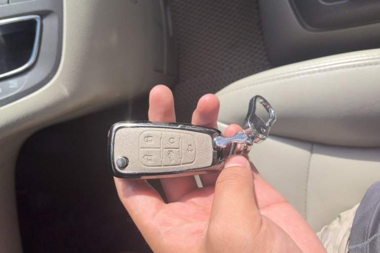 Used Buick GL8 2013 3.0L GT Luxury Business Haoya Edition Vehicle Key