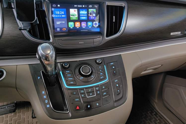 Used Buick GL8 2013 2.4L CT Luxury Business Comfort Edition Audio And AC Panel
