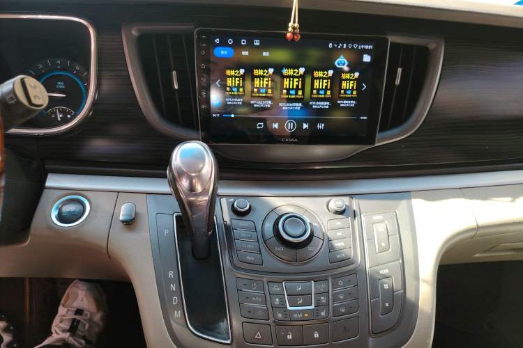 Used Buick GL8 2013 3.0L XT Luxury Business Flagship Edition Audio And AC Panel