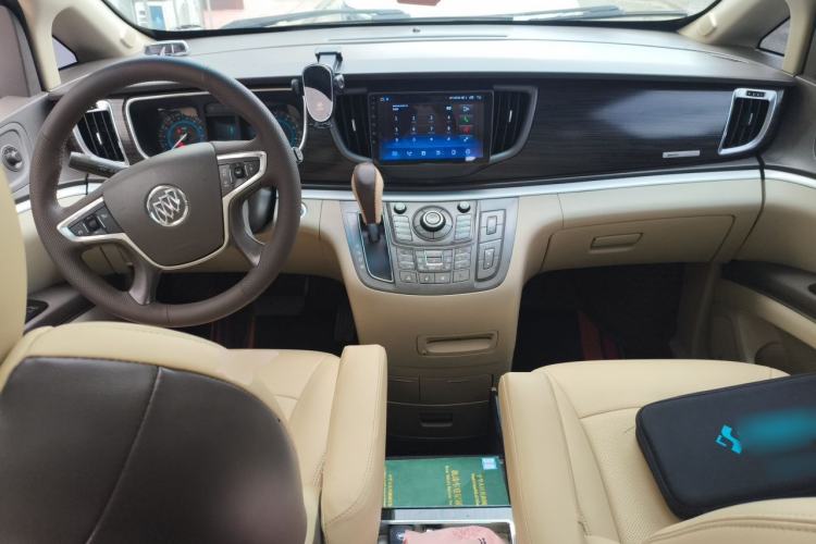 Used Buick GL8 2013 3.0L XT Luxury Business Flagship Edition Center Console