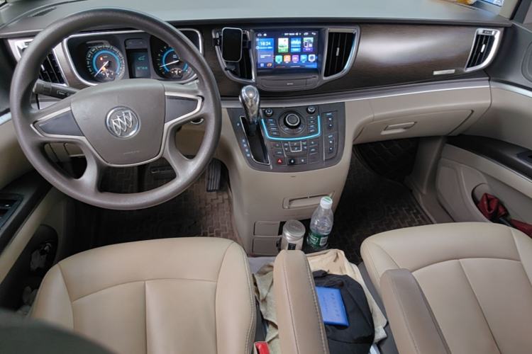 Used Buick GL8 2013 2.4L CT Luxury Business Comfort Edition Center Console