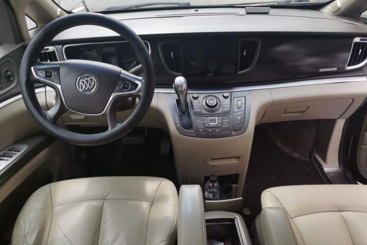 Used Buick GL8 2013 3.0L GT Luxury Business Haoya Edition Center Console