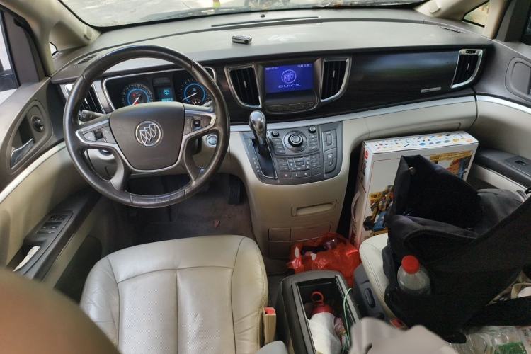 Used Buick GL8 2013 3.0L XT Luxury Business Flagship Edition Center Console