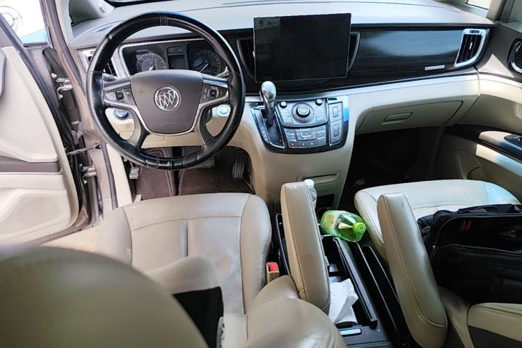 Used Buick GL8 2013 3.0L GT Luxury Business Haoya Edition Center Console