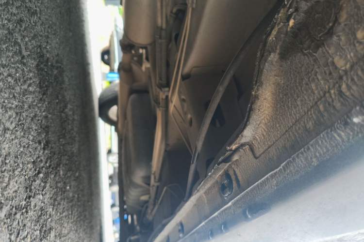 Used Buick GL8 2013 3.0L XT Luxury Business Flagship Edition Chassis Front Left