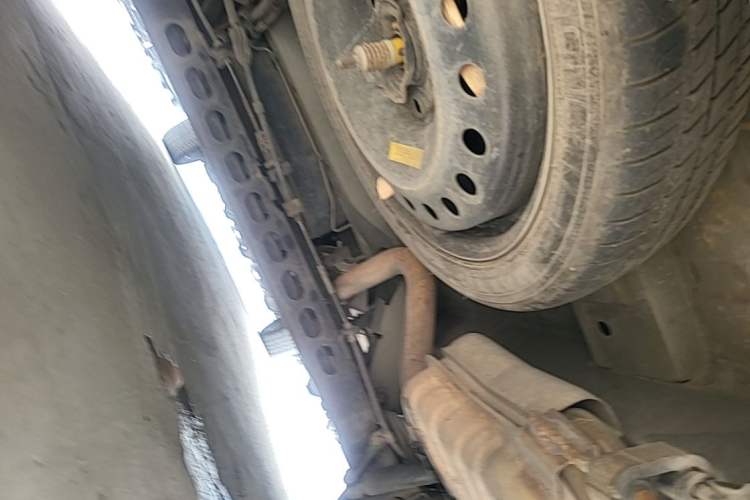 Used Buick GL8 2013 2.4L Executive Edition Chassis Rear