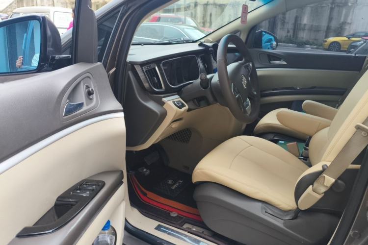 Used Buick GL8 2013 3.0L XT Luxury Business Flagship Edition Driver Seat