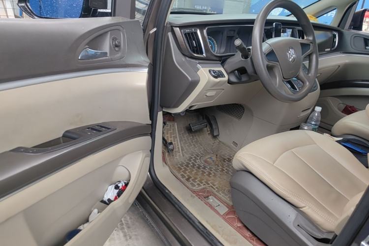 Used Buick GL8 2013 2.4L CT Luxury Business Comfort Edition Driver Seat