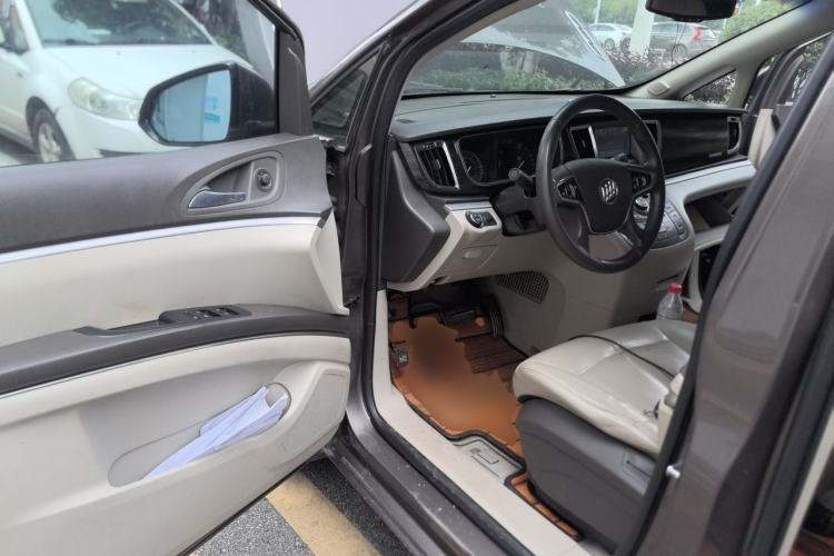 Used Buick GL8 2013 3.0L GT Luxury Business Haoya Edition Driver Seat