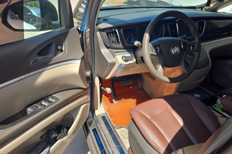 Used Buick GL8 2013 2.4L CT Luxury Business Comfort Edition Driver Seat