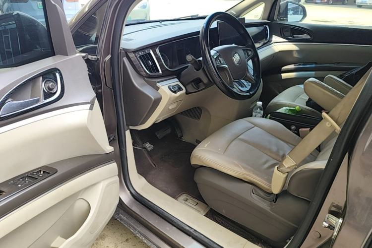 Used Buick GL8 2013 3.0L GT Luxury Business Haoya Edition Driver Seat