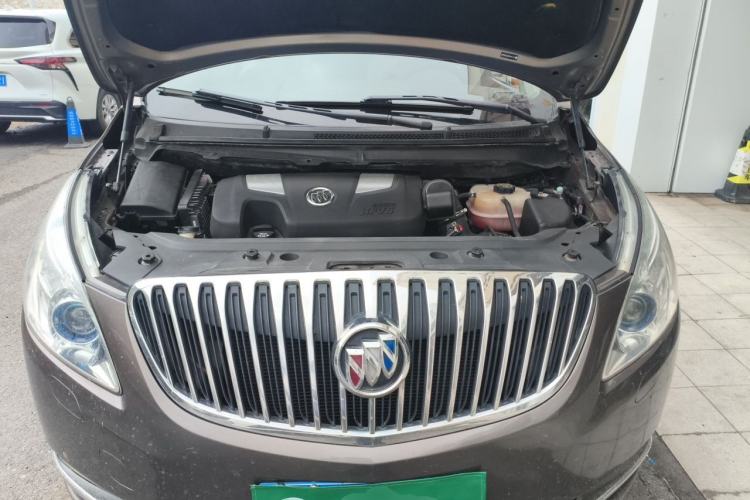 Used Buick GL8 2013 3.0L XT Luxury Business Flagship Edition Engine Bay