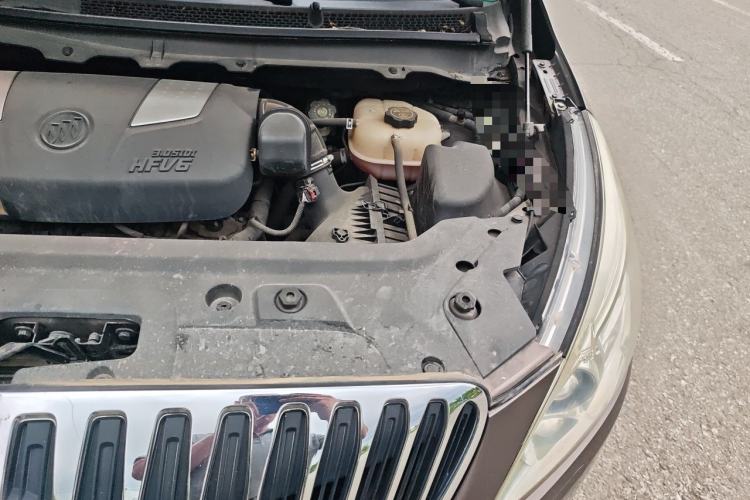 Used Buick GL8 2013 3.0L XT Luxury Business Flagship Edition Engine Bay Left