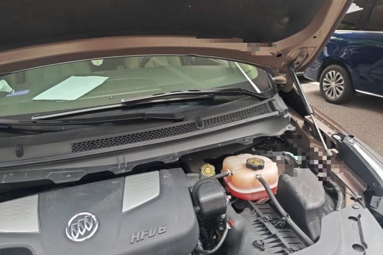 Used Buick GL8 2013 3.0L GT Luxury Business Haoya Edition Engine Bay Left