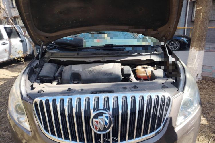 Used Buick GL8 2013 3.0L XT Luxury Business Flagship Edition Engine Bay
