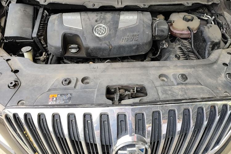 Used Buick GL8 2013 3.0L GT Luxury Business Haoya Edition Engine Bay