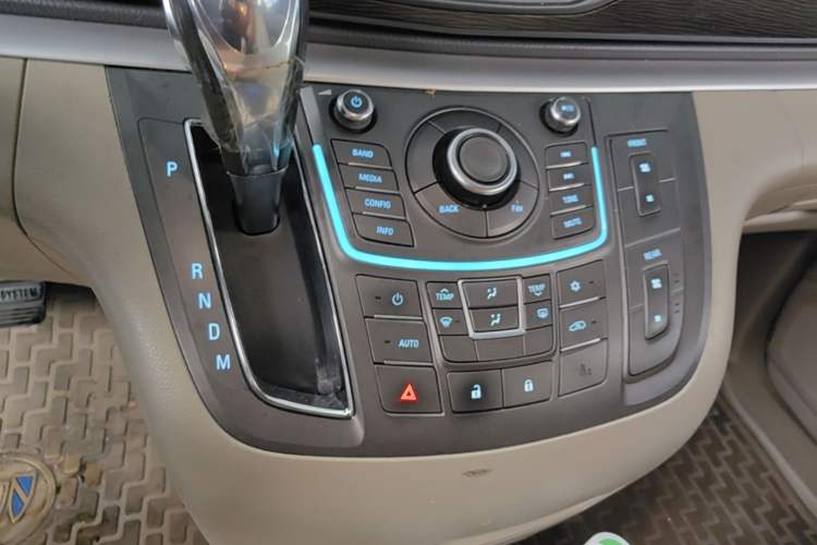 Used Buick GL8 2013 2.4L CT Luxury Business Comfort Edition Gear Lever