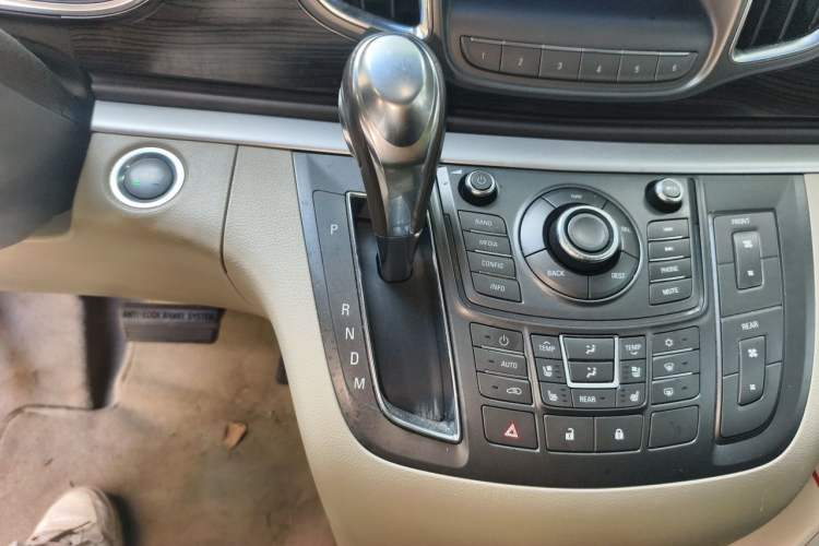 Used Buick GL8 2013 3.0L XT Luxury Business Flagship Edition Gear Lever