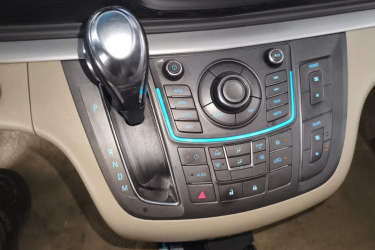 Used Buick GL8 2013 2.4L CT Luxury Business Comfort Edition Gear Lever