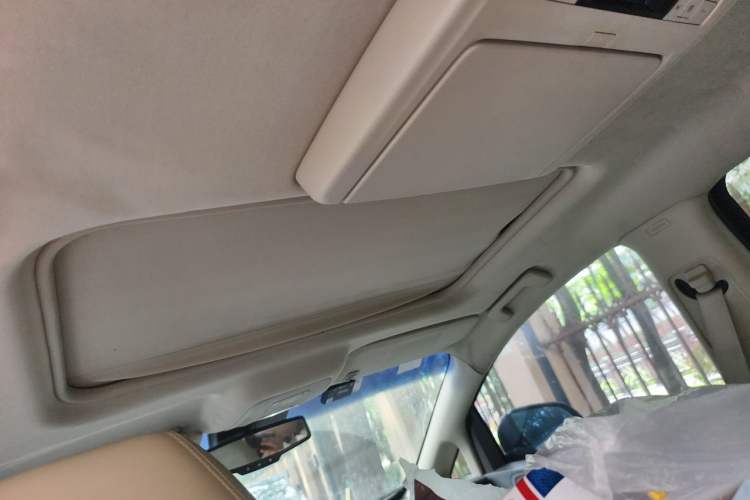 Used Buick GL8 2013 3.0L XT Luxury Business Flagship Edition Headliner