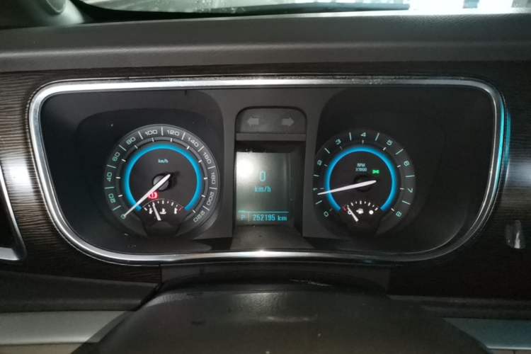 Used Buick GL8 2013 2.4L CT Luxury Business Comfort Edition Instrument Cluster