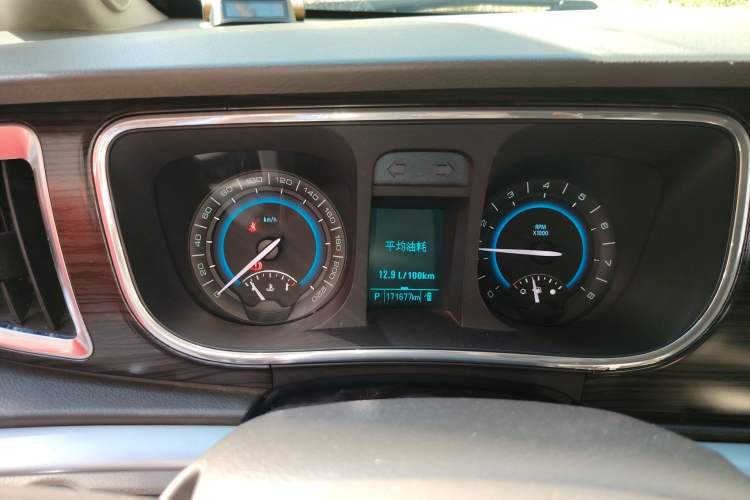 Used Buick GL8 2013 3.0L XT Luxury Business Flagship Edition Instrument Cluster