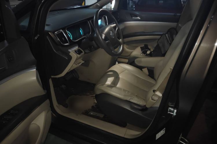 Used Buick GL8 2013 2.4L CT Luxury Business Comfort Edition Left Front Seat