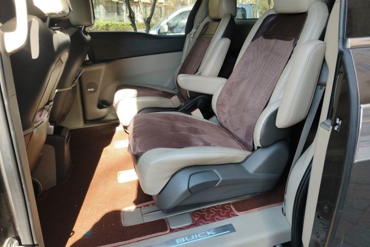 Used Buick GL8 2013 3.0L XT Luxury Business Flagship Edition Left Rear Seat