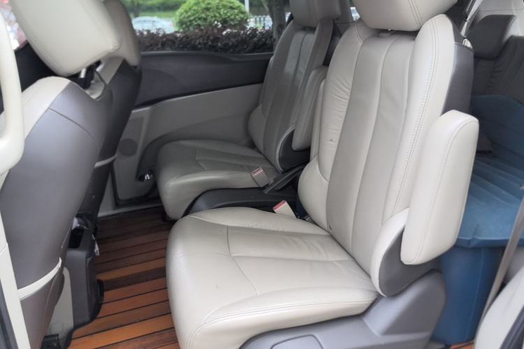 Used Buick GL8 2013 3.0L GT Luxury Business Haoya Edition Left Rear Seat