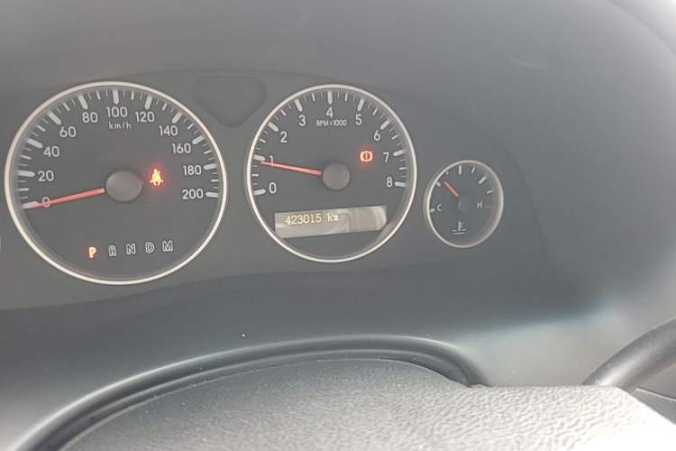 Used Buick GL8 2013 2.4L Executive Edition Odometer Close Up