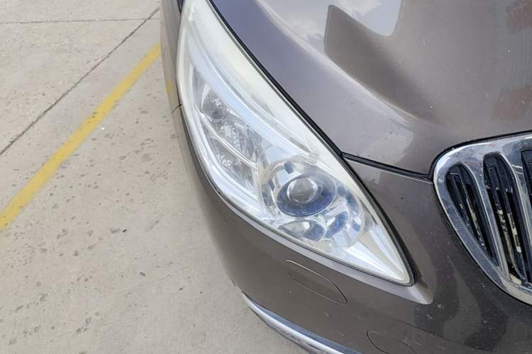 Used Buick GL8 2013 3.0L GT Luxury Business Haoya Edition Right Front Headlight