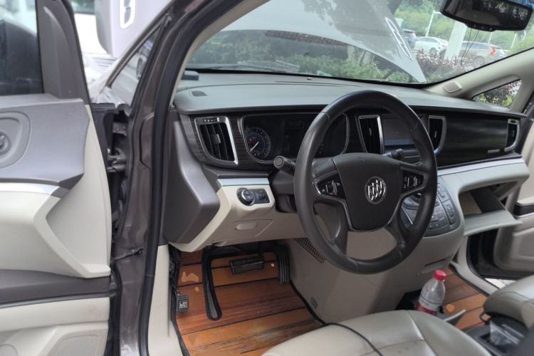 Used Buick GL8 2013 3.0L GT Luxury Business Haoya Edition Steering Wheel