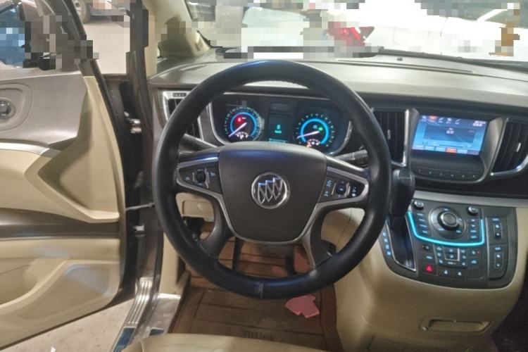 Used Buick GL8 2013 3.0L GT Luxury Business Haoya Edition Steering Wheel