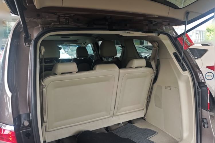 Used Buick GL8 2013 3.0L GT Luxury Business Haoya Edition Trunk