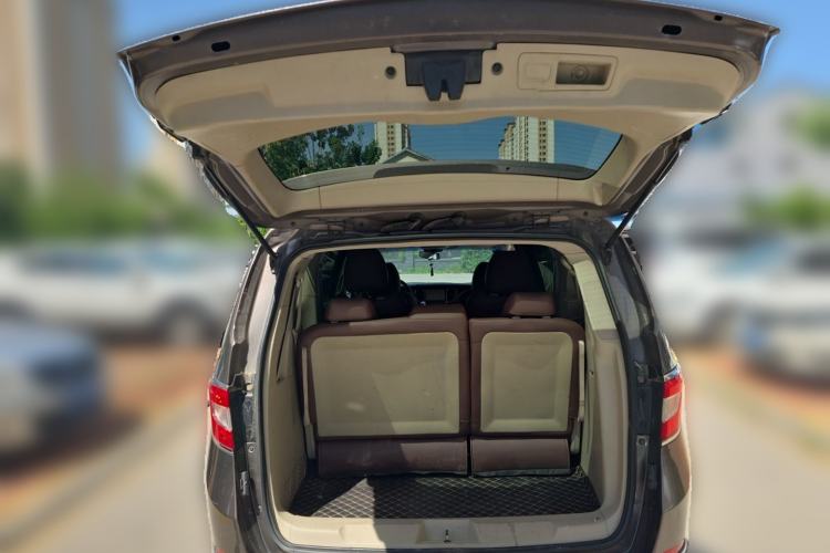 Used Buick GL8 2013 2.4L CT Luxury Business Comfort Edition Trunk