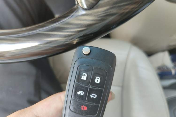 Used Buick GL8 2013 3.0L GT Luxury Business Haoya Edition Vehicle Key