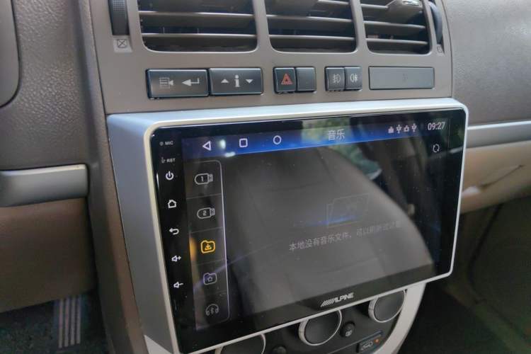Used Buick GL8 2014 2.4L Comfort Edition Audio And AC Panel