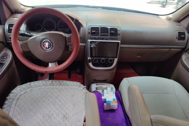 Used Buick GL8 2014 2.4L Classic Edition Center Console