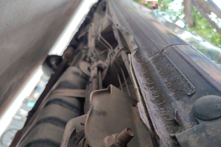 Used Buick GL8 2014 2.4L Classic Edition Chassis Rear Left
