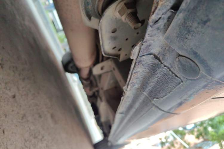 Used Buick GL8 2014 2.4L Classic Edition Chassis Rear Right